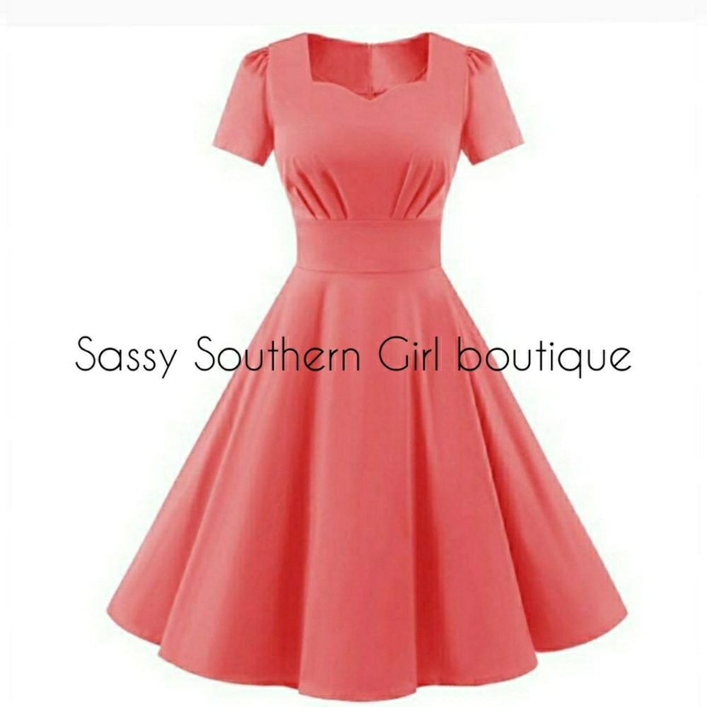 🆕⭐Audrey Hepburn style swing dress⭐